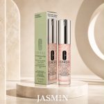 خرید ژل آبرسان دور چشم Clinique Moisture Surge Eye 96-Hour Hydro-Filler حجم 15 میل؛ آبرسان سبک و ژلی کلینیک مناسب لطافت و شاداب‌تر دیده شدن پوست دور چشم.