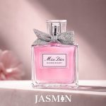اگر به دنبال عطری زنانه، تازه، گلی و شاداب هستید، *Miss Dior Blooming یکی از گزینه‌های محبوب و دلنشین از برند دیور است. این عطر برای خانم‌هایی مناسب است که رایحه‌های شاداب، لطیف و سبک را دوست دارند و می‌خواهند عطری داشته باشند که حس زنانگی، طراوت و ظرافت را به زیبایی منتقل کند.