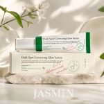 خرید سرم ضد لک اکسیس وای AXIS-Y Dark Spot Correcting Glow Serum حجم 50 میل، حاوی نیاسینامید 5%، اسکوالان گیاهی و عصاره میوه هیپوفائه برای کمک به کاهش ظاهر لک، روشن‌تر شدن و آبرسانی پوست.