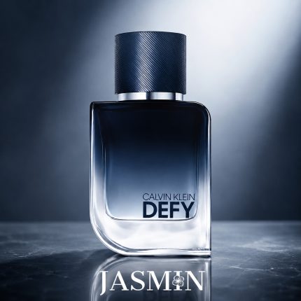 خرید عطر Defy Eau de Parfum CK اصل با رایحه چوبی، آروماتیک و مردانه. بررسی نت‌های بویایی، ماندگاری، پخش بو، مشخصات و قیمت ادکلن Defy EDP Calvin Klein.