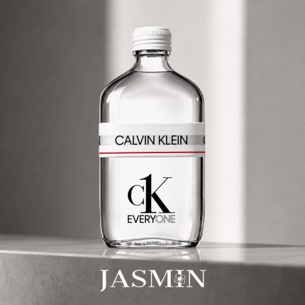 خرید عطر CK Everyone Calvin Klein اصل با رایحه خنک، تمیز، مرکباتی و یونی‌سکس. بررسی نت‌های بویایی، ماندگاری، پخش بو و قیمت ادکلن CK Everyone.