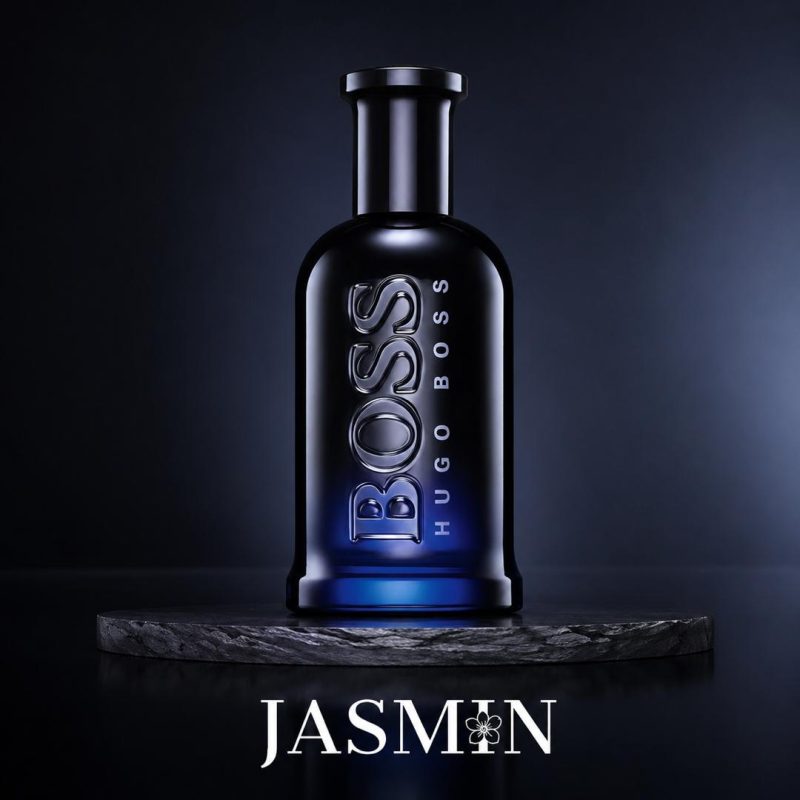 خرید عطر Boss Bottled Night اصل با رایحه چوبی، آروماتیک، تلخ و مردانه. بررسی نت‌های بویایی، ماندگاری، پخش بو، مشخصات و قیمت ادکلن Hugo Boss Bottled Night.