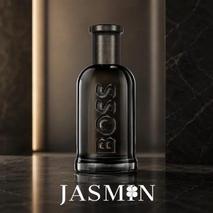 خرید عطر Boss Bottled Parfum اصل با رایحه گرم، چوبی، چرمی و مردانه. بررسی نت‌های بویایی، ماندگاری، پخش بو و قیمت ادکلن Hugo Boss Bottled Parfum.