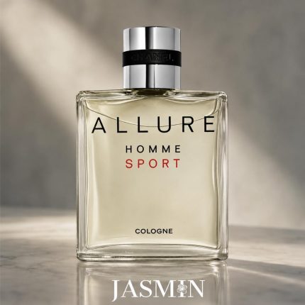 خرید Chanel Allure Homme Sport Cologne با رایحه مرکبات، فلفل، سدر و مشک سفید؛ بررسی ماندگاری، تفاوت نسخه‌ها و راهنمای خرید عطر.