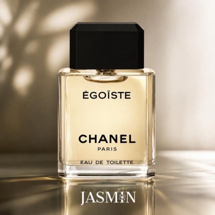خرید عطر Chanel Égoïste EDT با رایحه ماندارین، گشنیز، رز، چوب صندل، وانیل و دانه آمبرت؛ بررسی ماندگاری، تفاوت نسخه‌ها